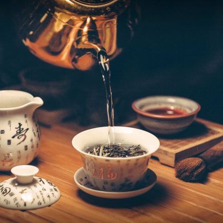 Thé vert à la menthe pour une meilleure digestion