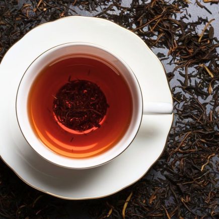 tasseomancie lecture avenir feuille the